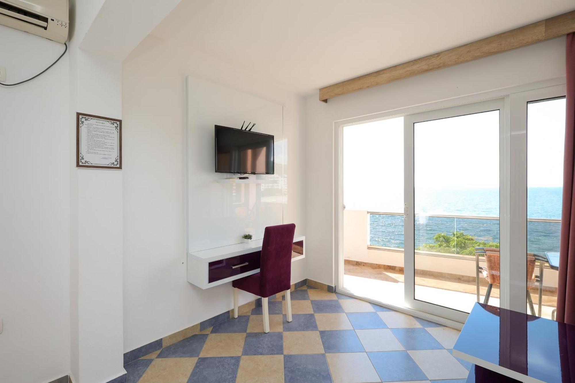 Athos Apartments Dobre Vode Dobra Voda Eksteriør billede